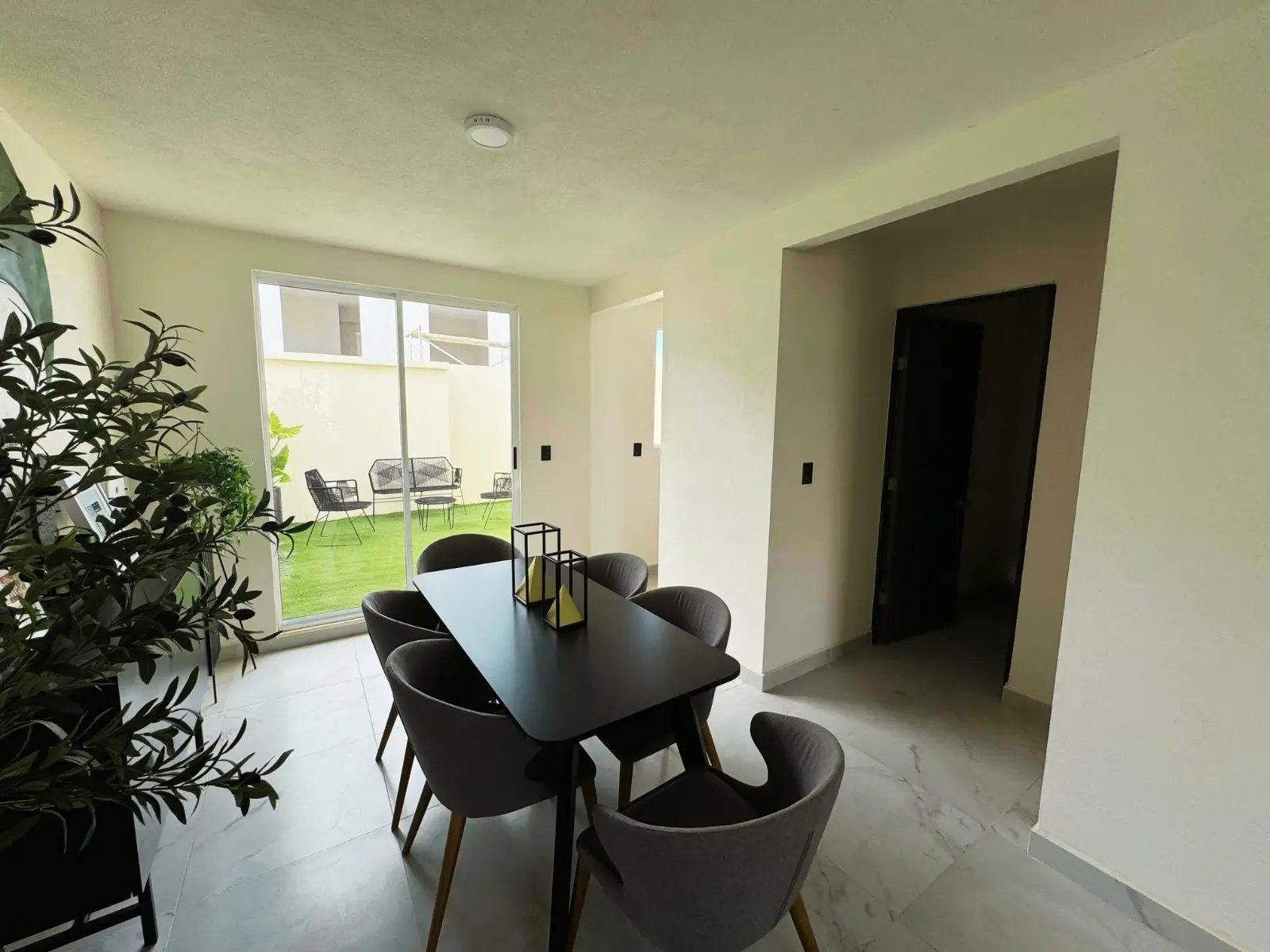 Fotografia de Casa de dos niveles<br><br>  Modelo Platino 2 de 10