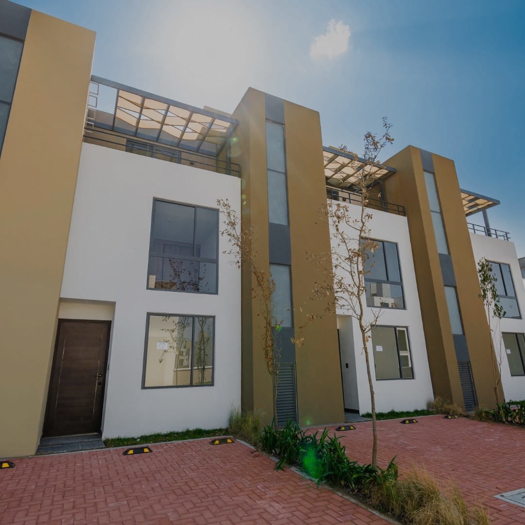 Casas en venta Pachuca, Hidalgo de tres niveles  - Basalto
